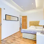 Knightsbridge Residence